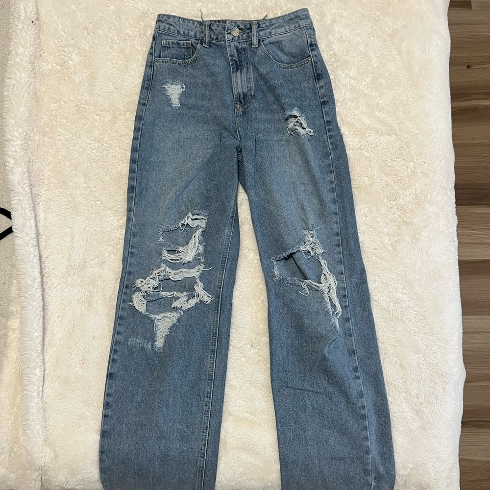 SHEIN Loose Jeans Ripped